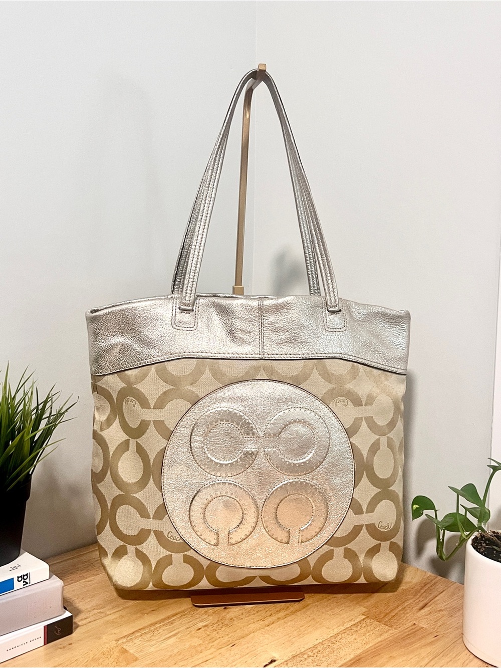 Coach Julia Opt Art Perry Tote Silver Metallic Khaki Leather 15013 Vintage